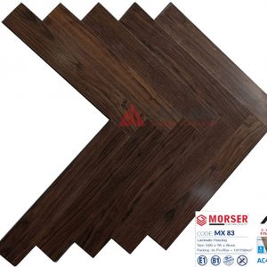 Sàn gỗ công nghiệp hèm khóa xương cá 8mm Moser MX83